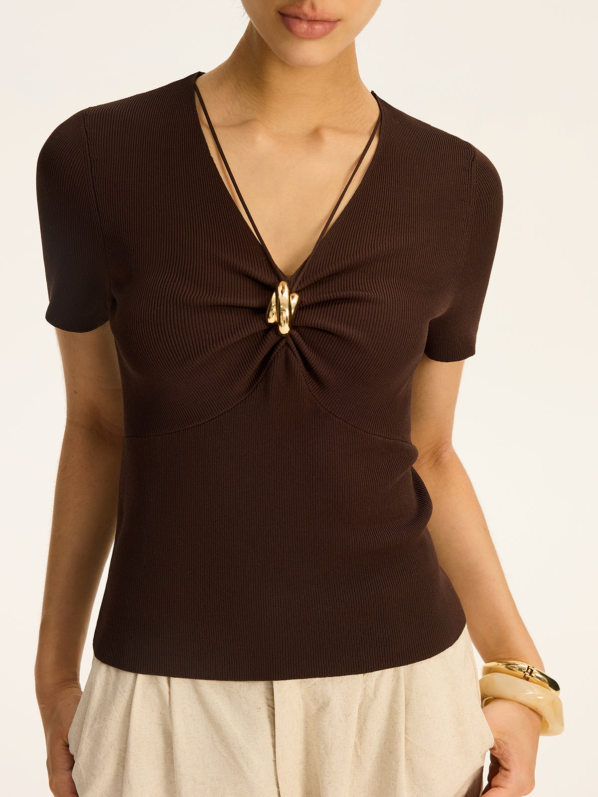Metall-Detail Rippstrick-Top