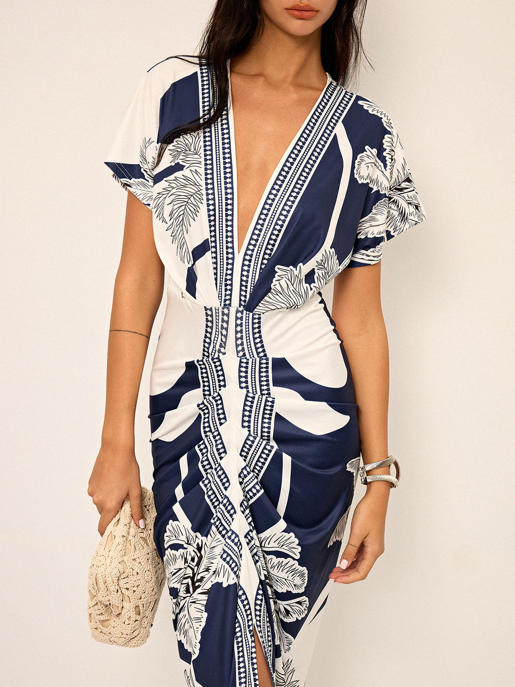 Robe midi imprimée décolleté plongeant sans ceinture