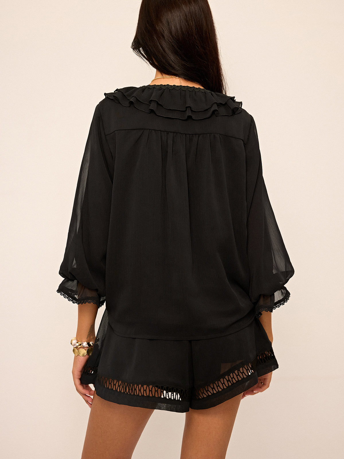Rüschen-Chiffon-Oberteil und Shorts-Set mit Knöpfen