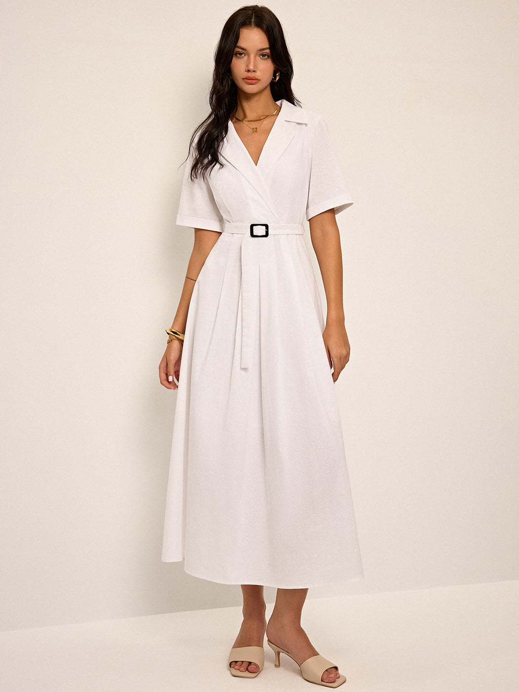 Robe chemise plissée ceinturée en lin et mélange