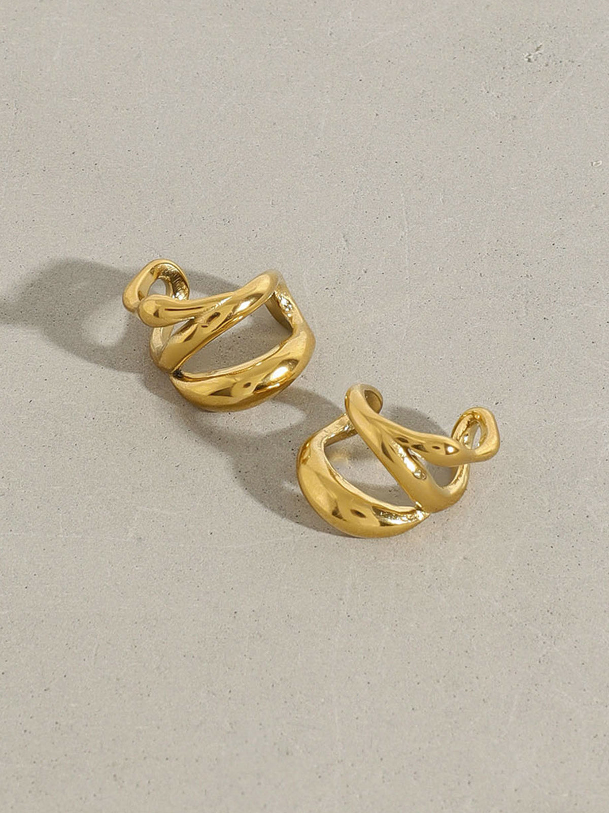 Boucle d'oreille de forme géométrique 