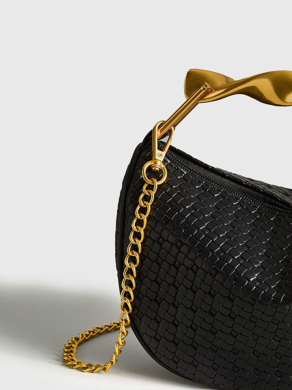 Sac en similicuir texturé avec bandoulière chaîne