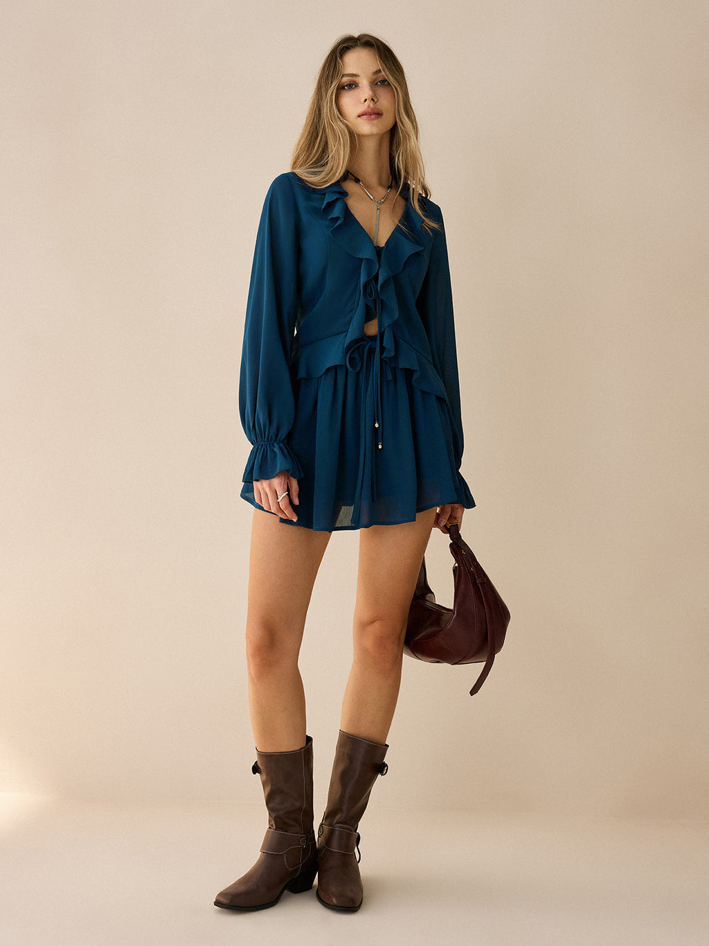 Chiffon-Set mit Rüschenoberteil und Shorts