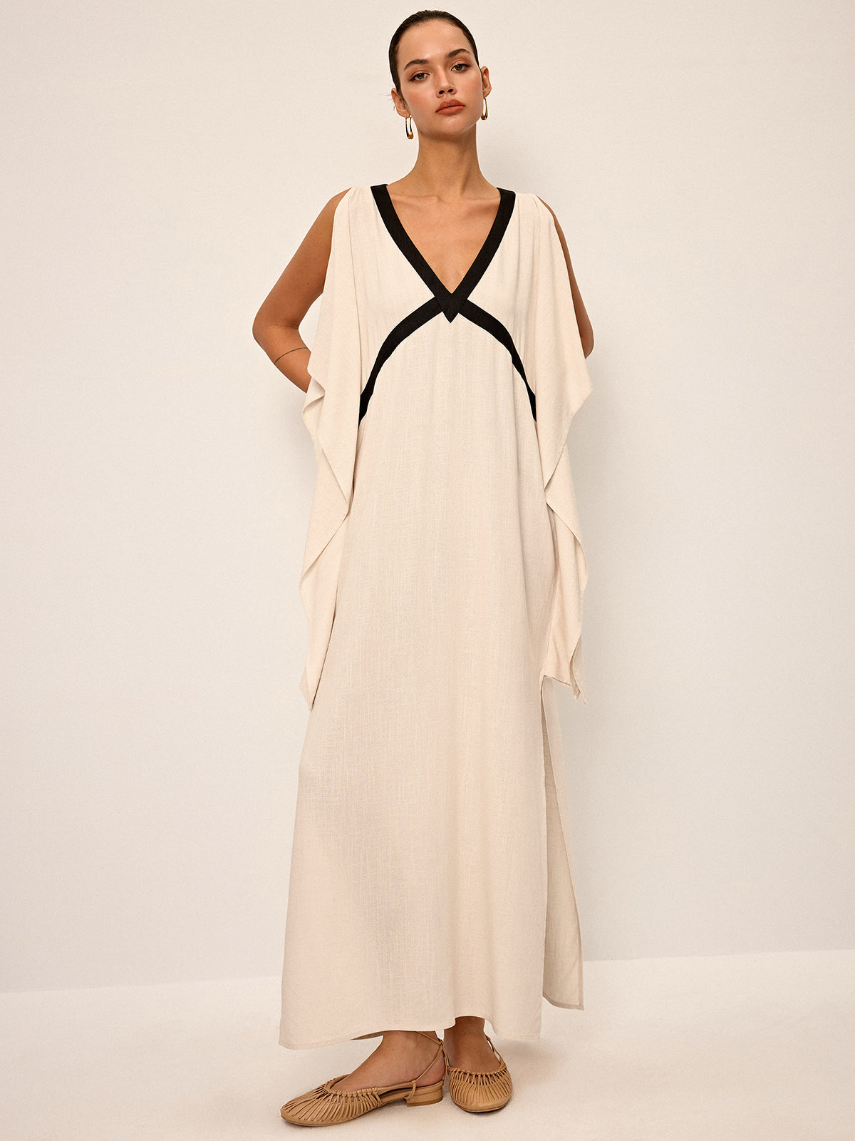 Contrast Trim Maxi Dress with Slit