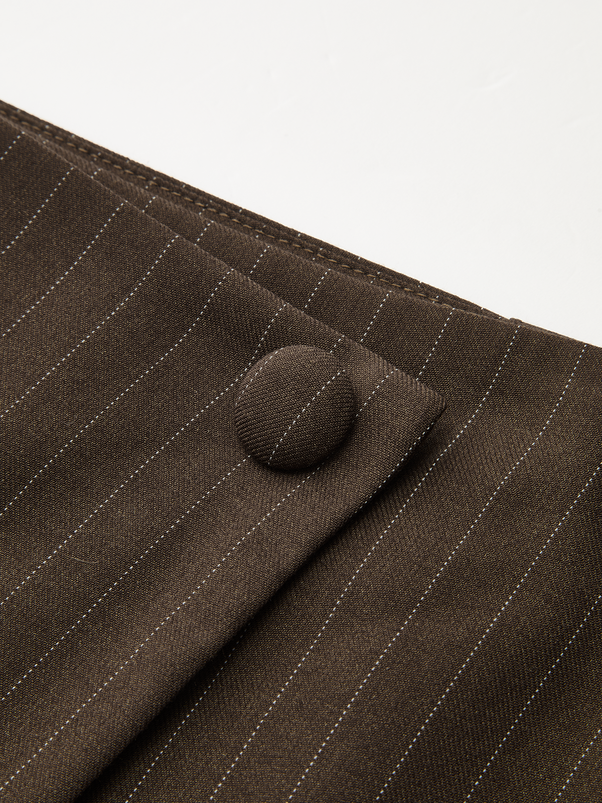 Nadelstreifen-Wickelminirock 