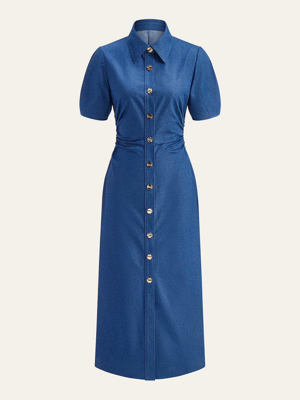 Gerafftes Midikleid mit Polokragen und Knopfleiste