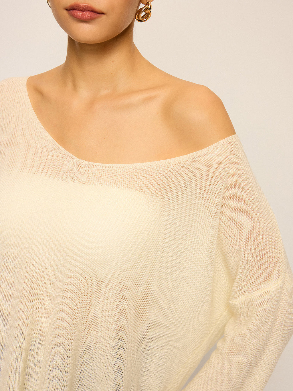 Carmen-Strickpullover im Oversize-Schnitt