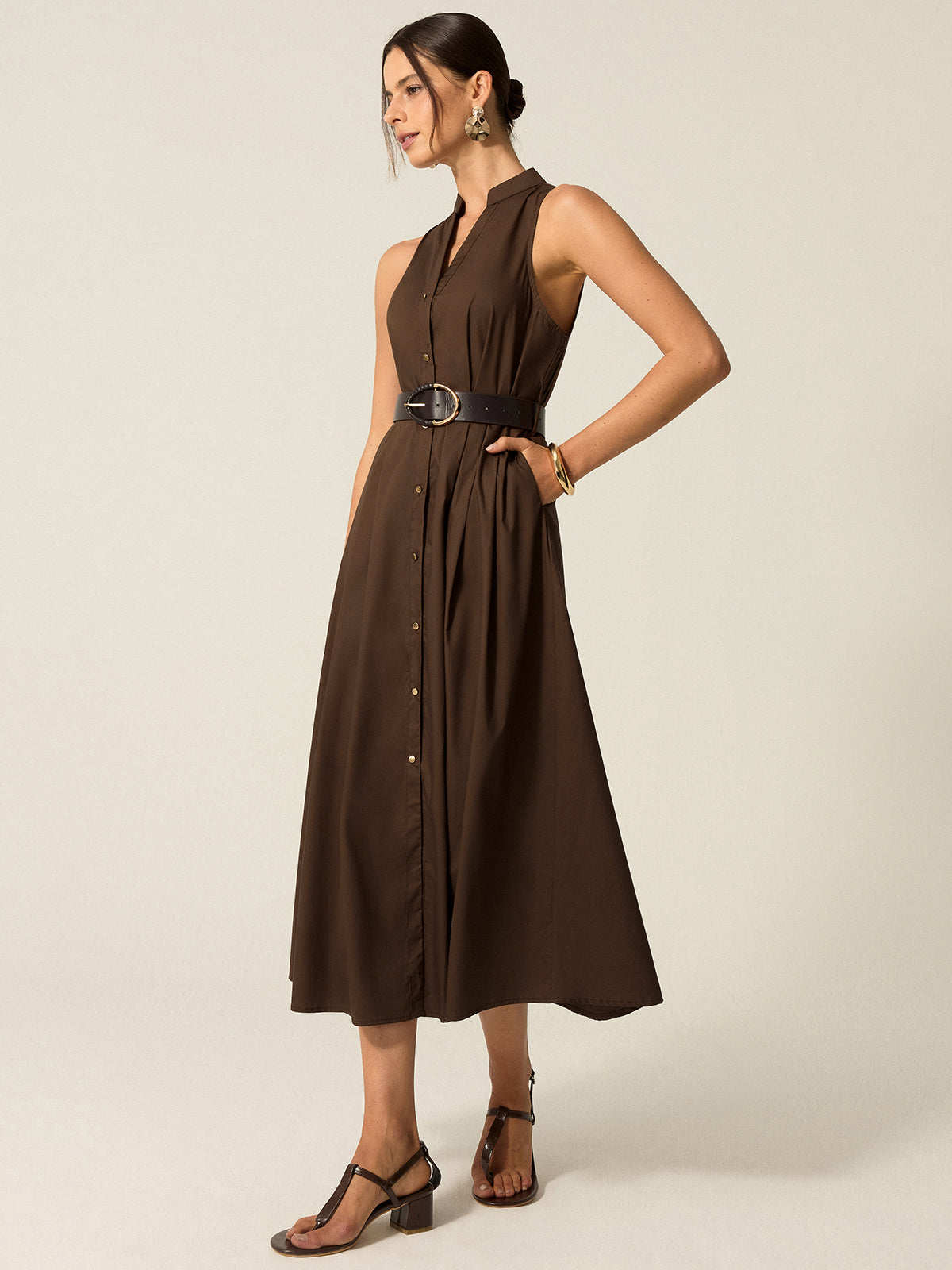 Geknöpftes Midi-Kleid mit Gürtel