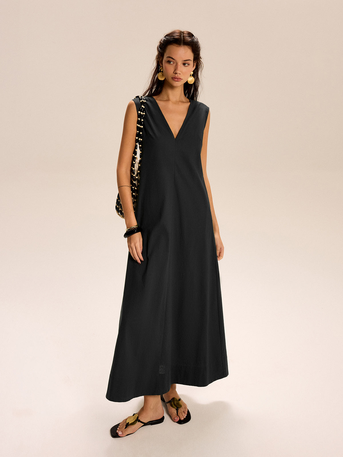 Linen & Cotton Pocketed V-Neck Maxi Dress
