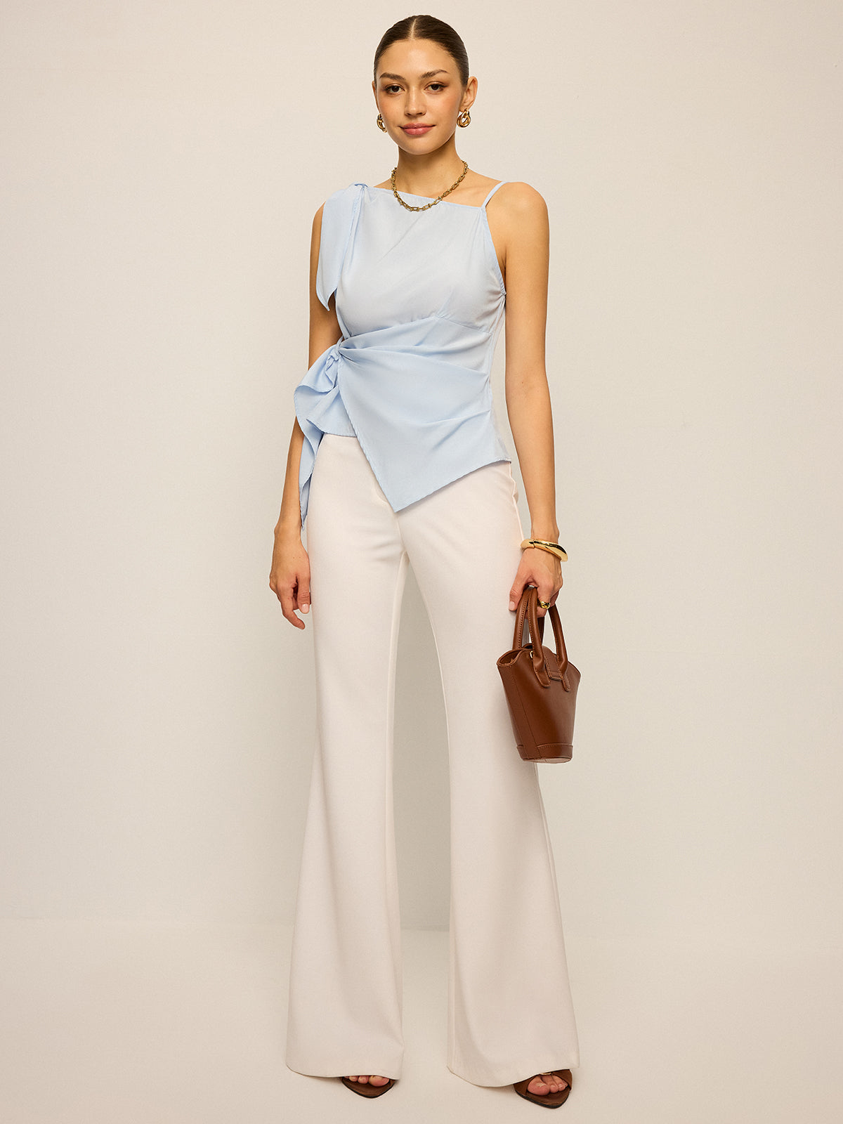 Débardeur asymétrique à nœud 