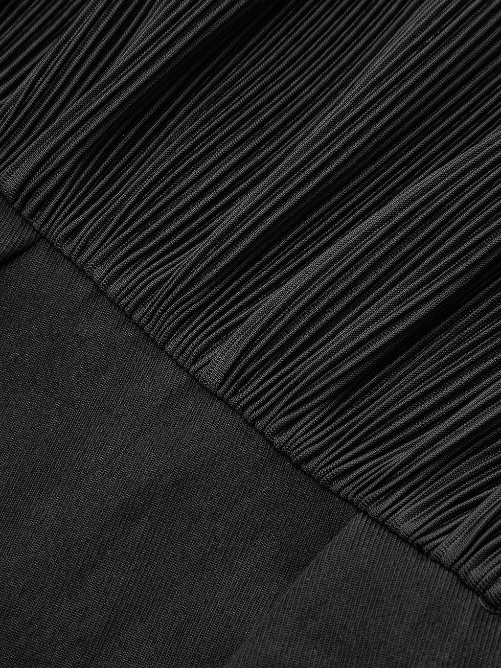 Neckholder ärmelloser Satin-Jumpsuit mit Gürtel