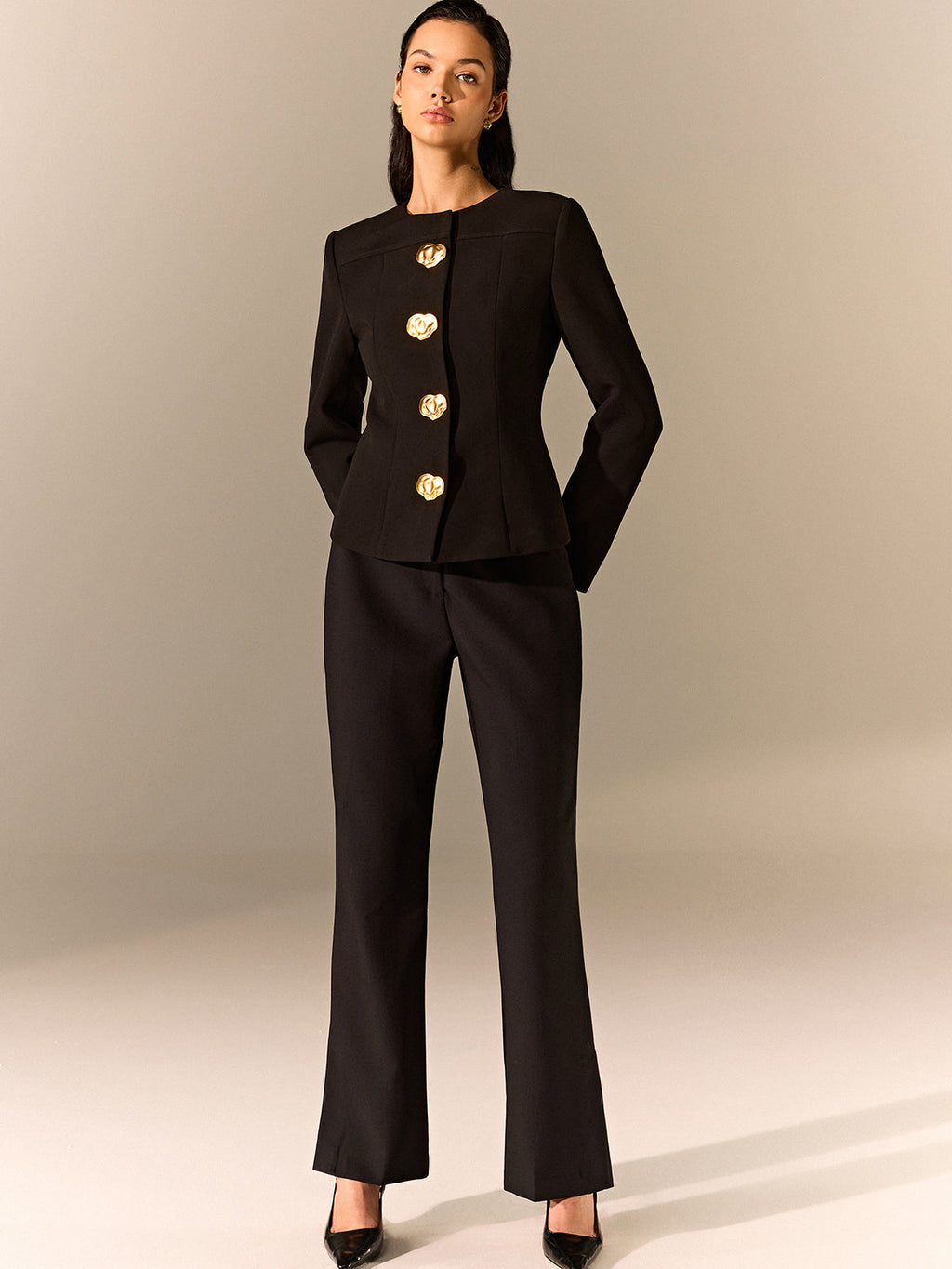 Maßgeschneiderter Blazer mit Metalldetails