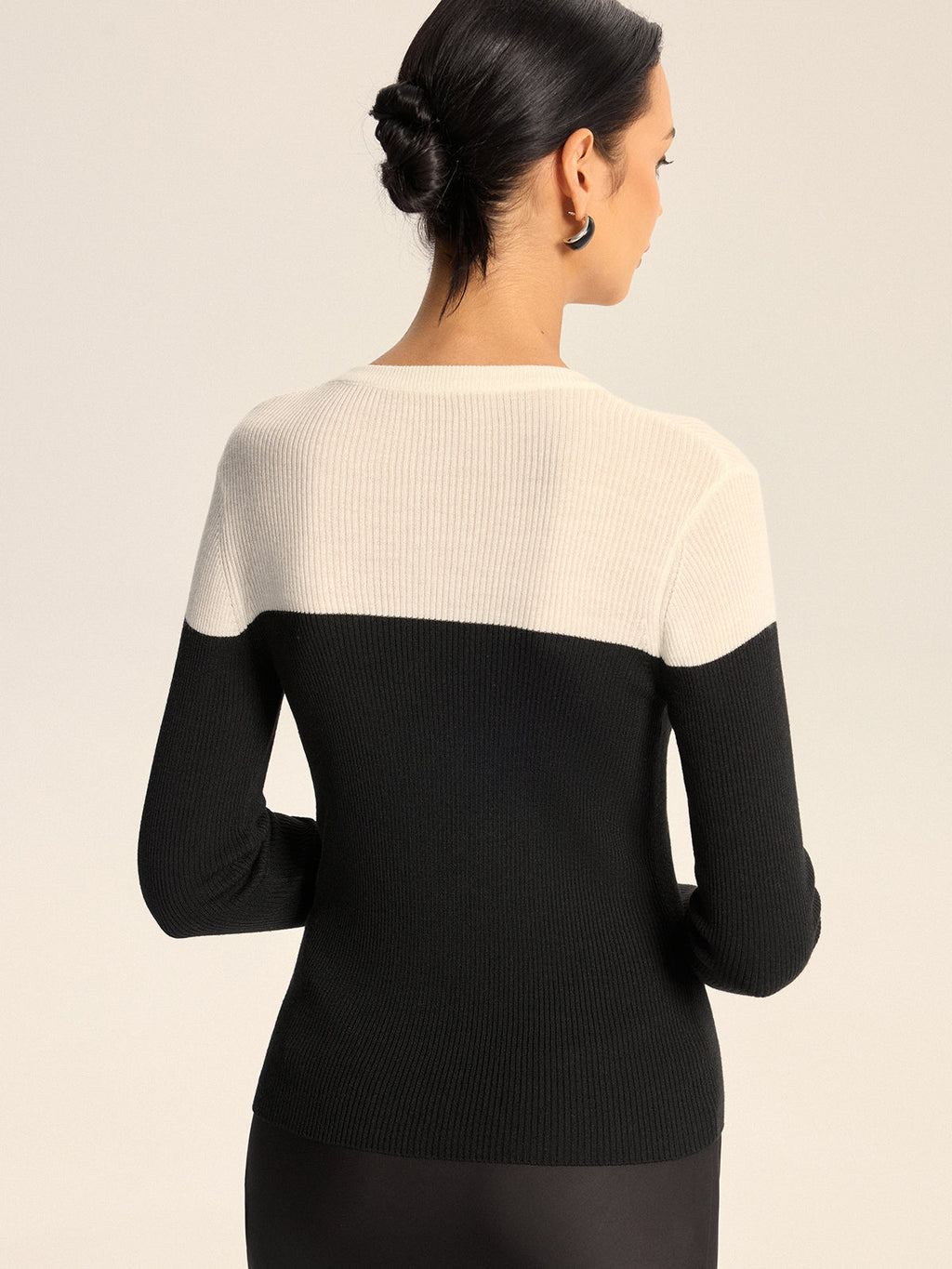 Pull en maille côtelée bicolore en mélange de laine, sans ceinture