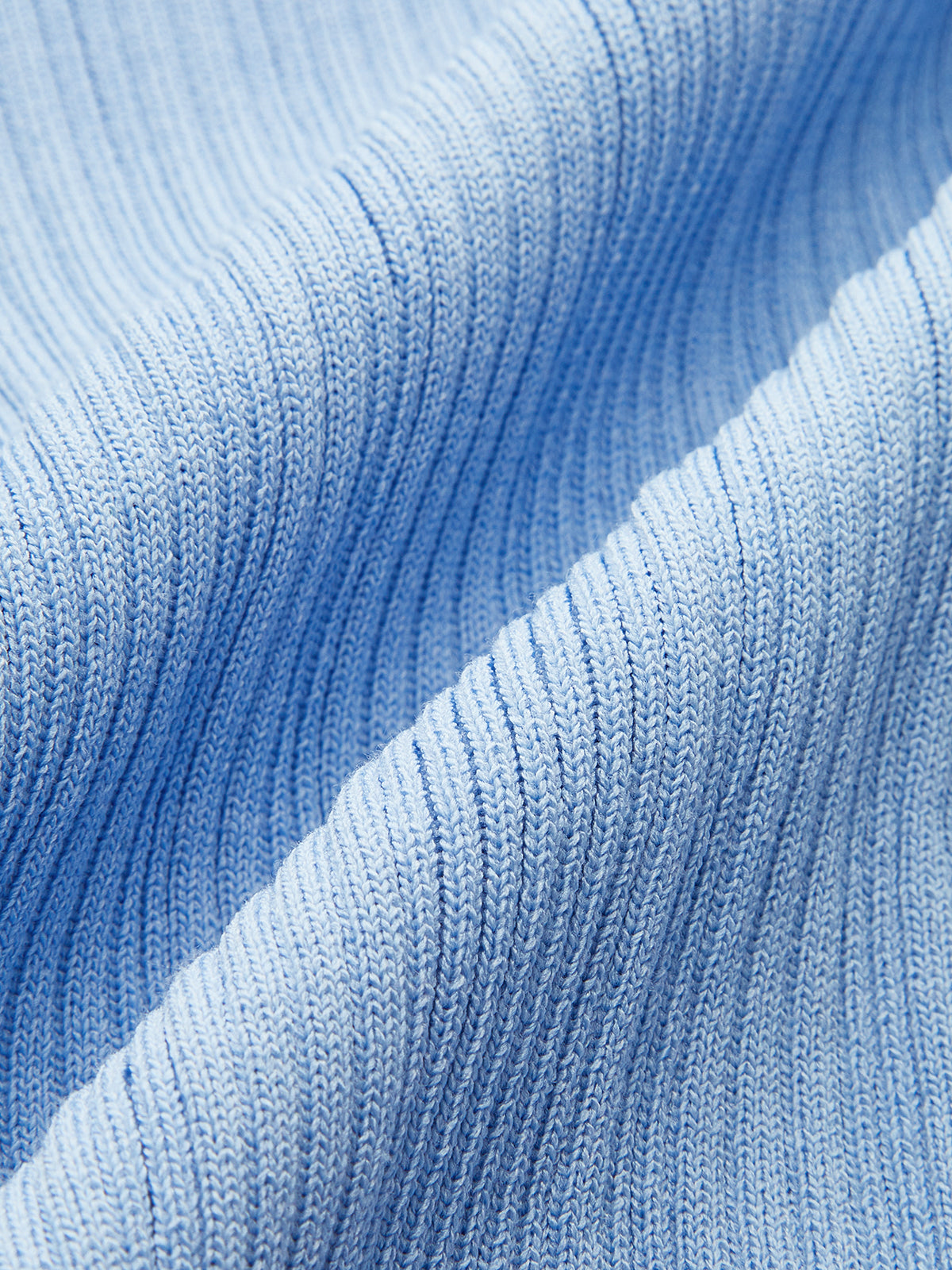 Strickkleid mit Revers und Kontrastbesatz