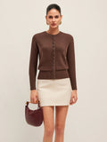 Strickjacke mit Rundhalsausschnitt und Knopfleiste
