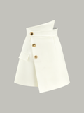 Asymmetrischer Mini-Skort mit Metallknopf-Dekor und Taschen