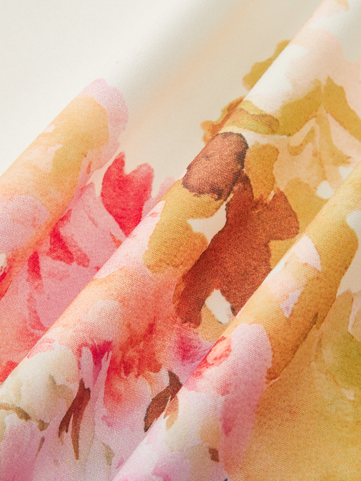 Robe chemise plissée à imprimé floral avec ceinture 