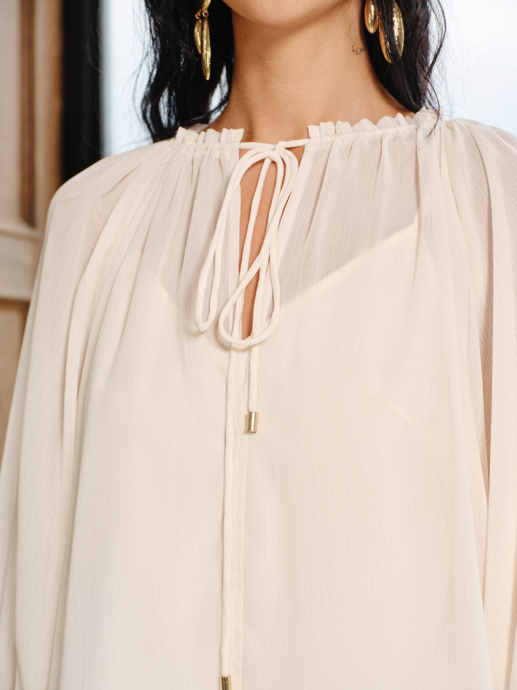 Glockenärmel-Chiffon-Blusenset mit Unterrock