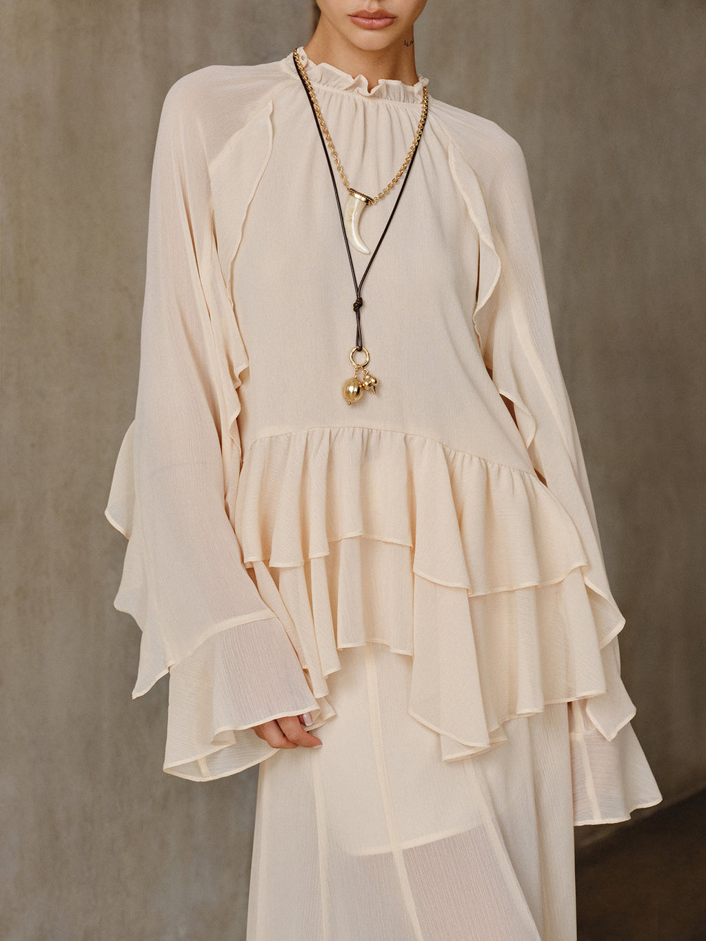 Chiffon-Stufenrüschen-Oberteil und Rock-Set