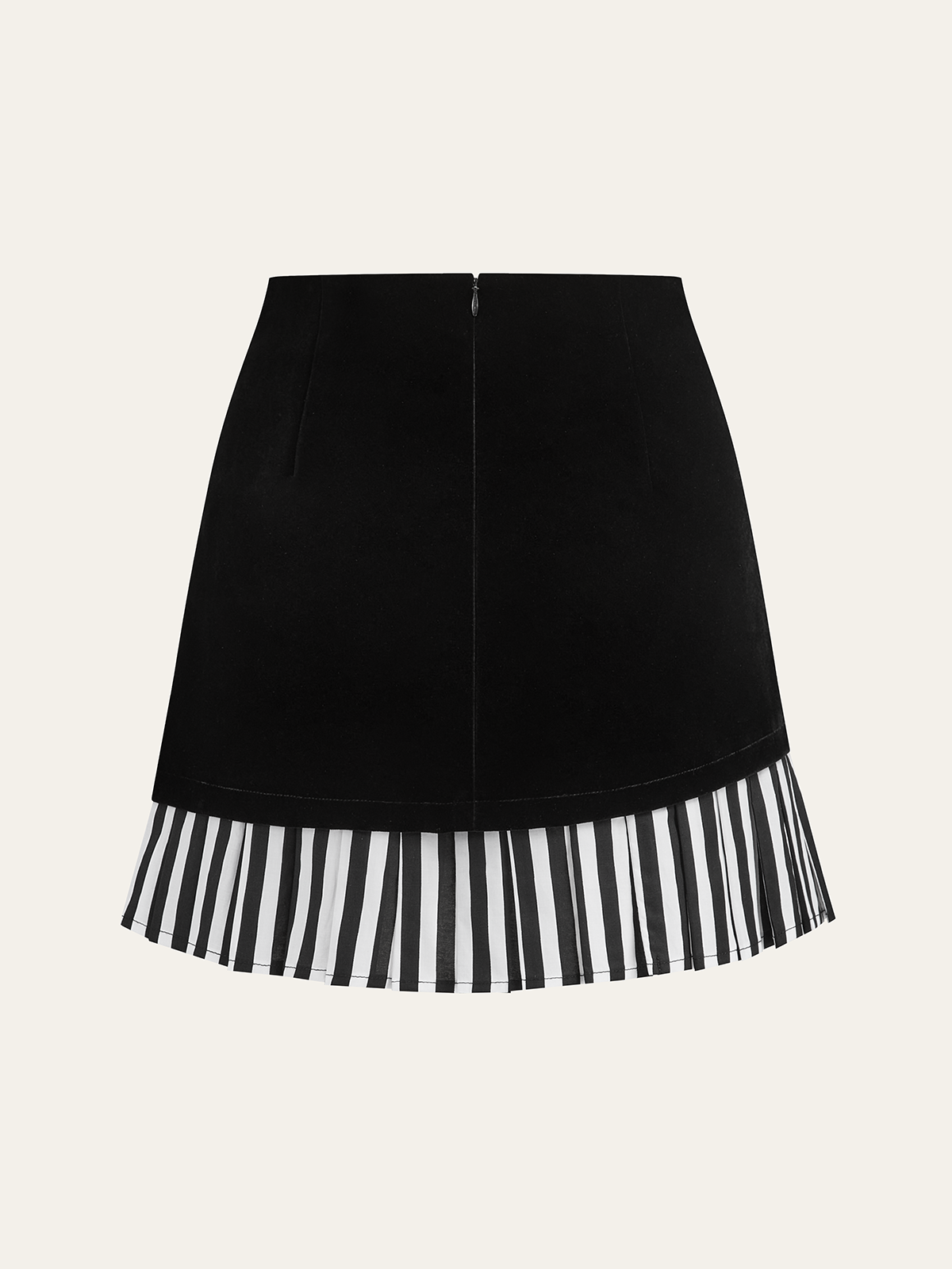 Asymmetric Contrast Striped Hem Mini Skirt