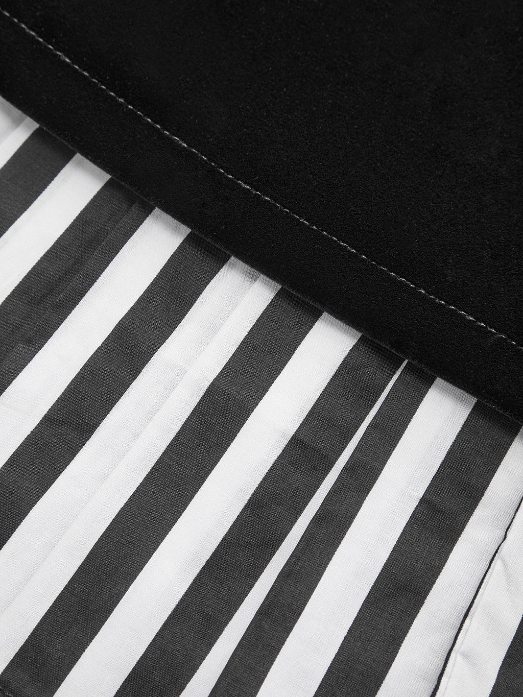Mini-jupe asymétrique à ourlet rayé contrastant