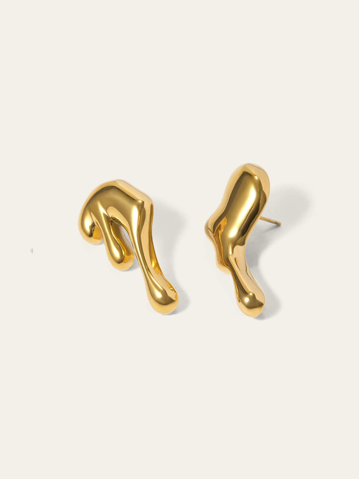 Boucles d'oreilles clous sculptées irrégulières dorées