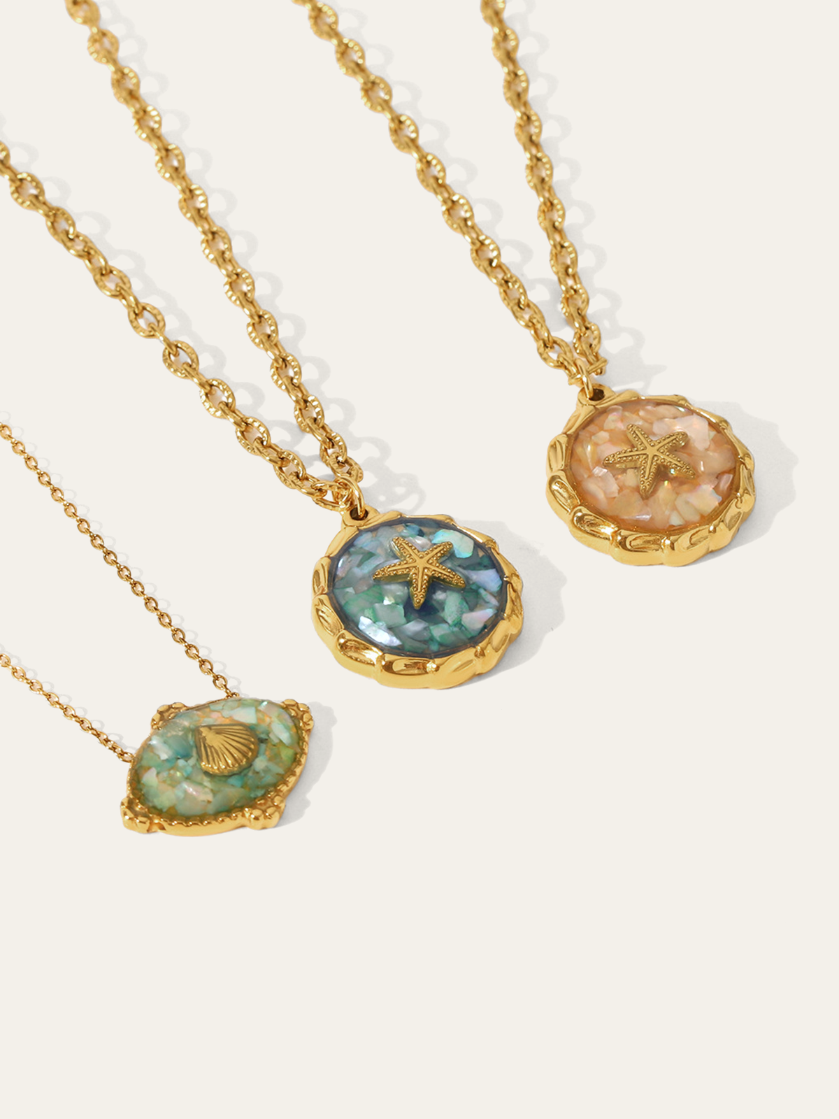 Collier pendentif Étoile de mer dorée