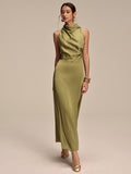 Ärmelloses Maxikleid aus Satin mit Stehkragen