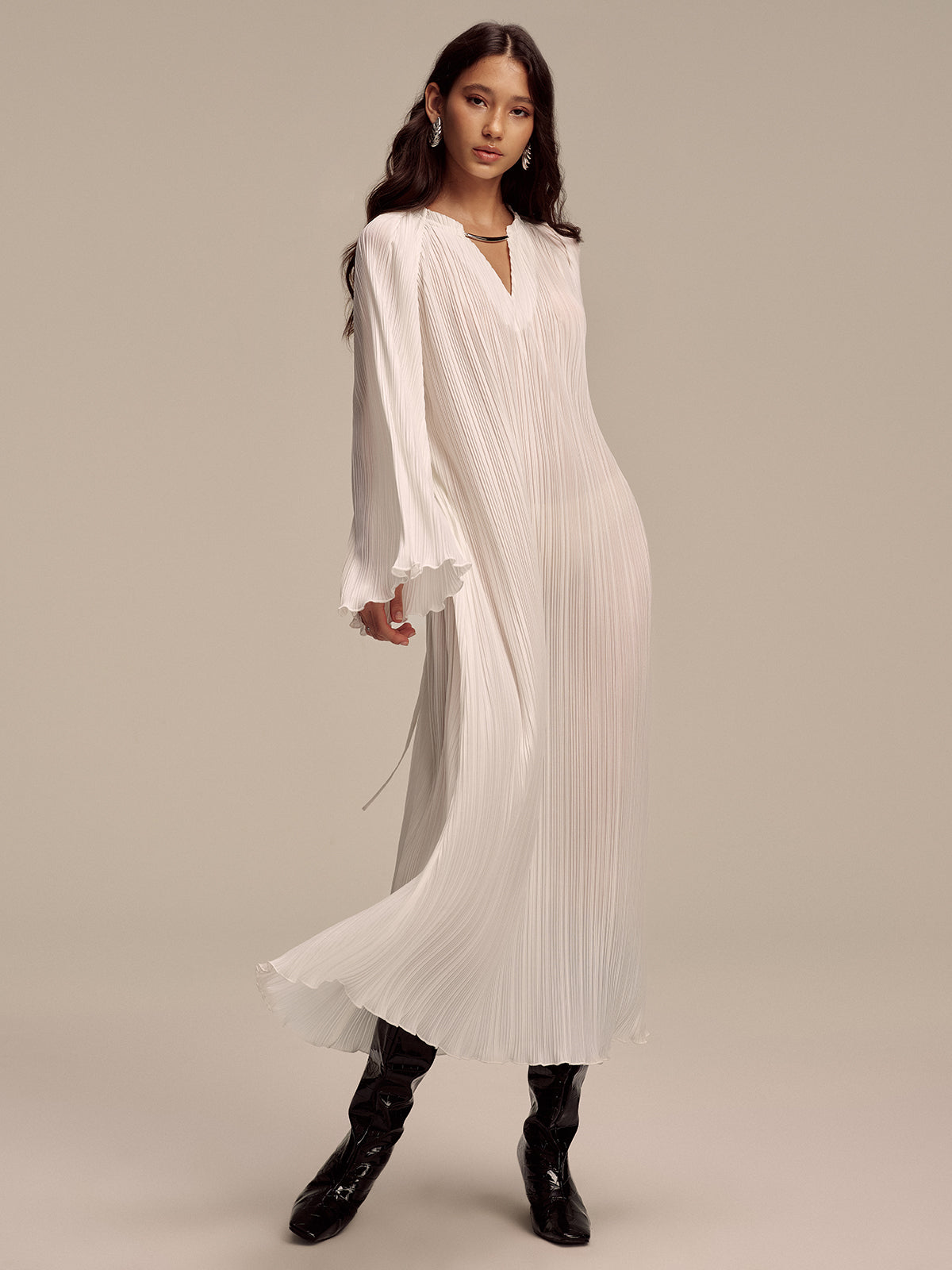 Metal Collar Pleated Long-Sleeve Maxi Dress