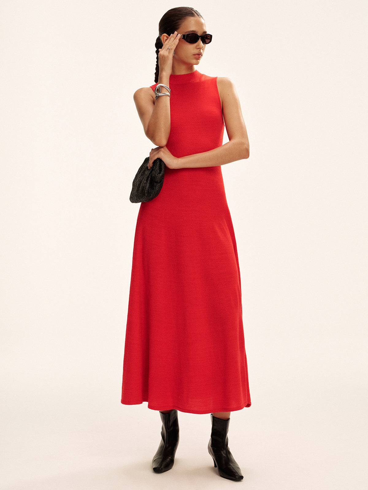 Robe longue pull sans manches col montant en laine mélangée
