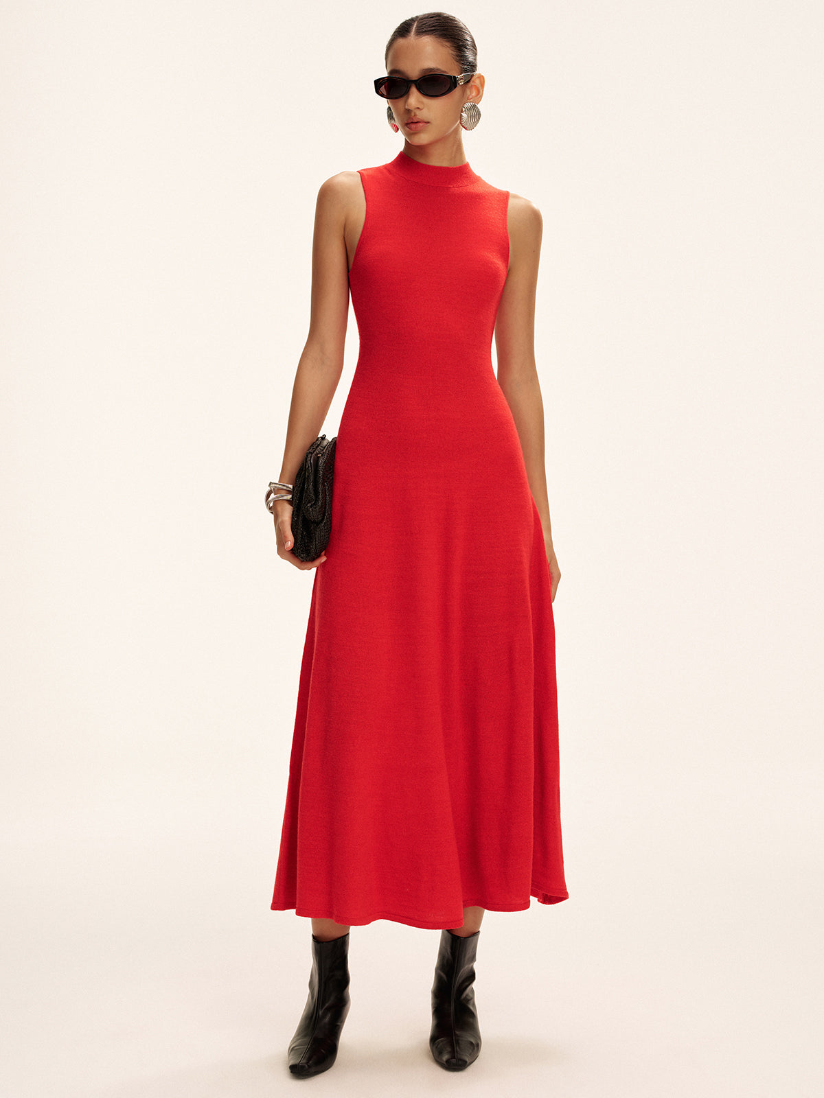 Robe longue pull sans manches col montant en laine mélangée