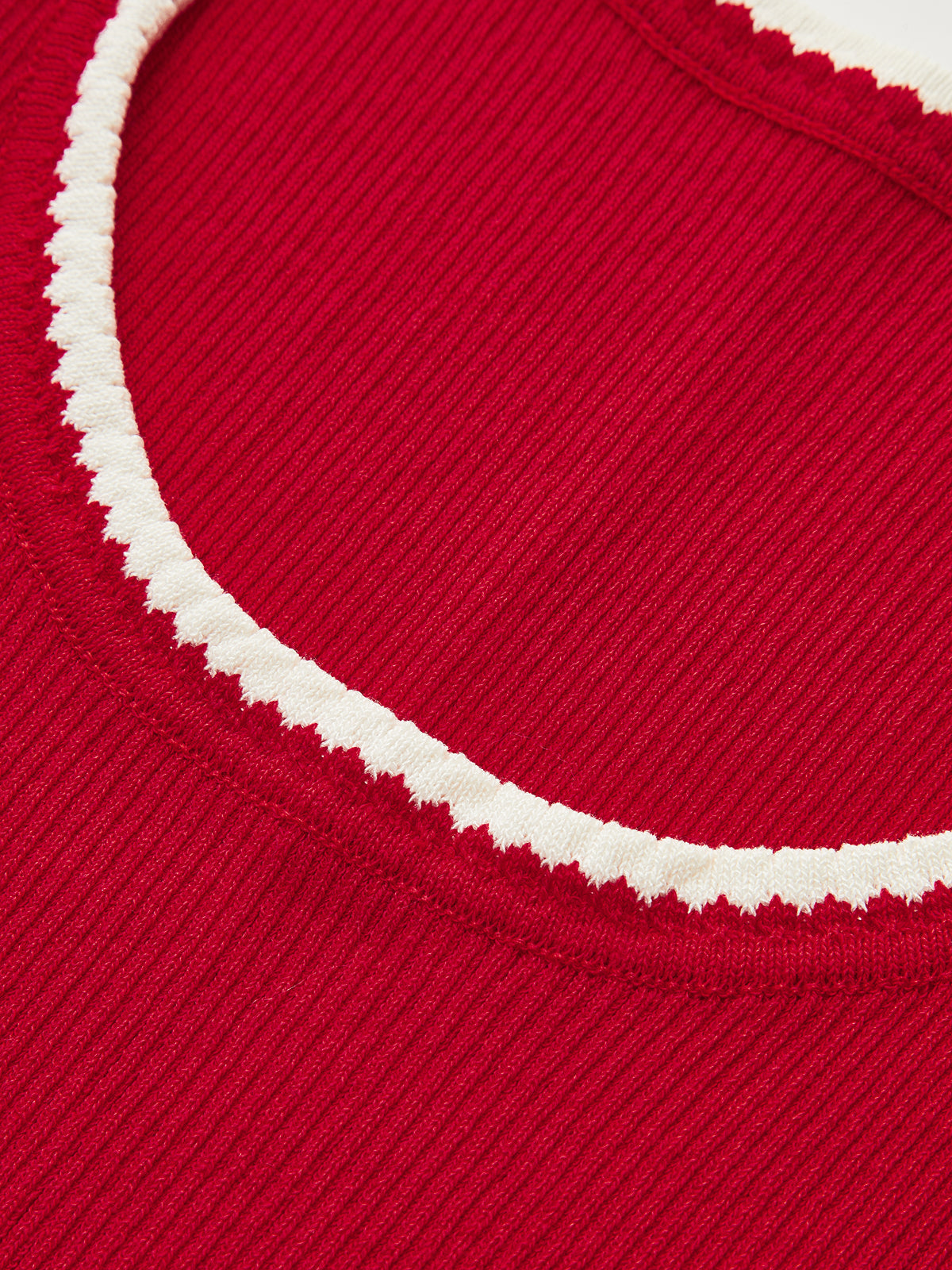 Contrast Scalloped Trim Ribbed Knit Tank Top