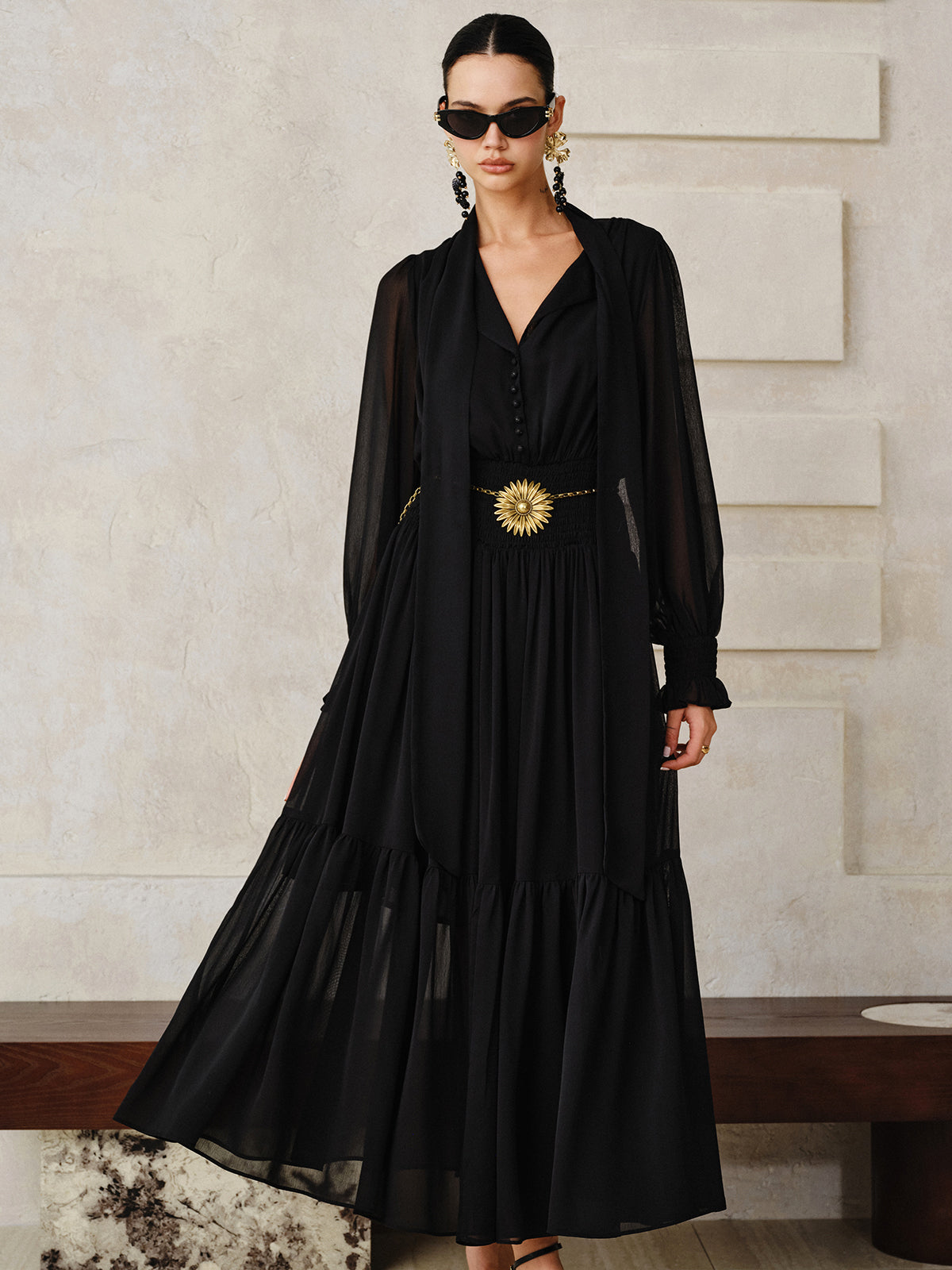 Chiffon-Maxikleid mit Schal