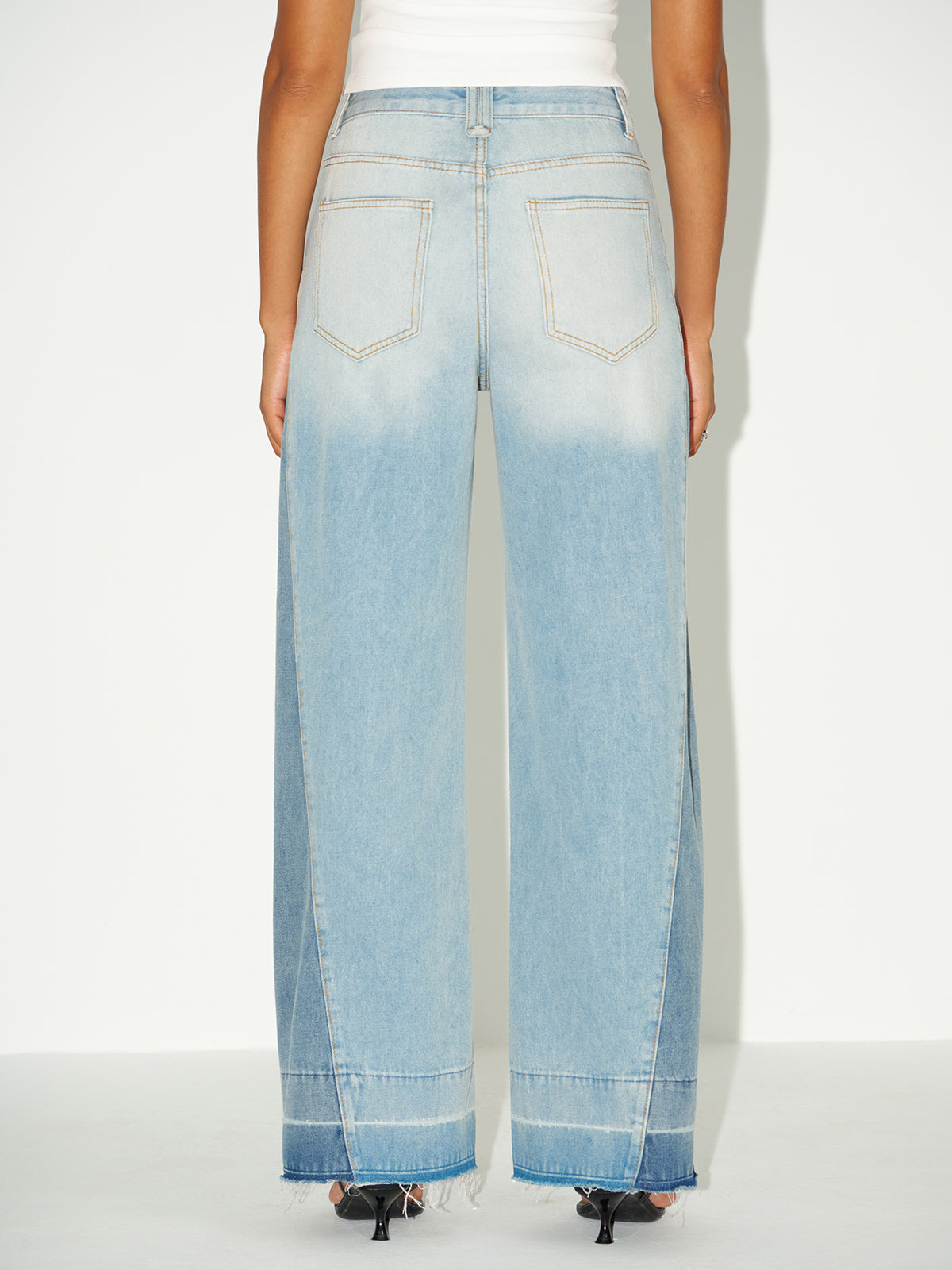 Wide-Leg Jeans mit Kontrasteinsätzen