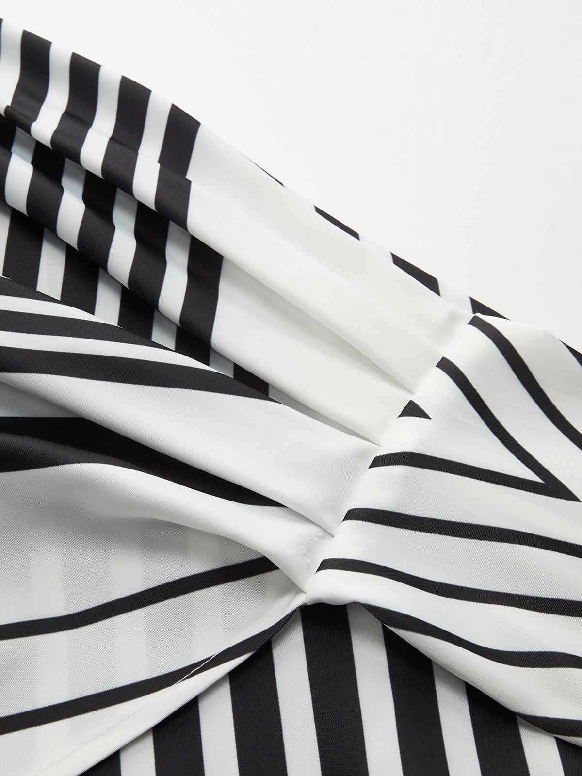 Ensemble débardeur et jupe portefeuille imprimée 