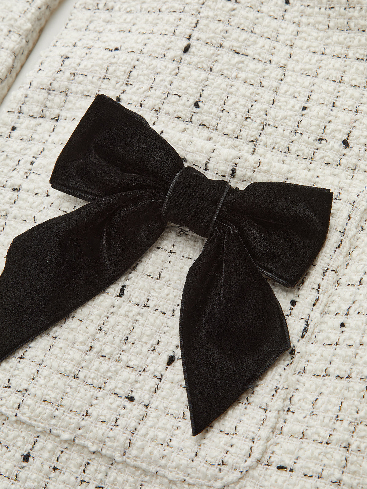 Tweed Contrast Bow Round Neck Jacket