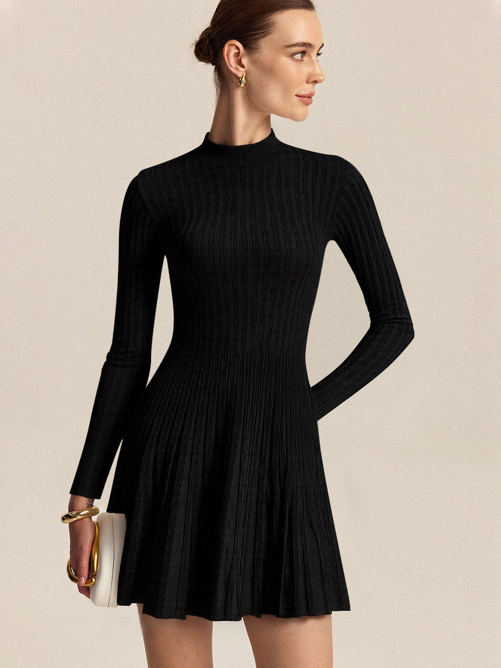 Pulloverkleid mit Stehkragen und ausgestelltem Rock