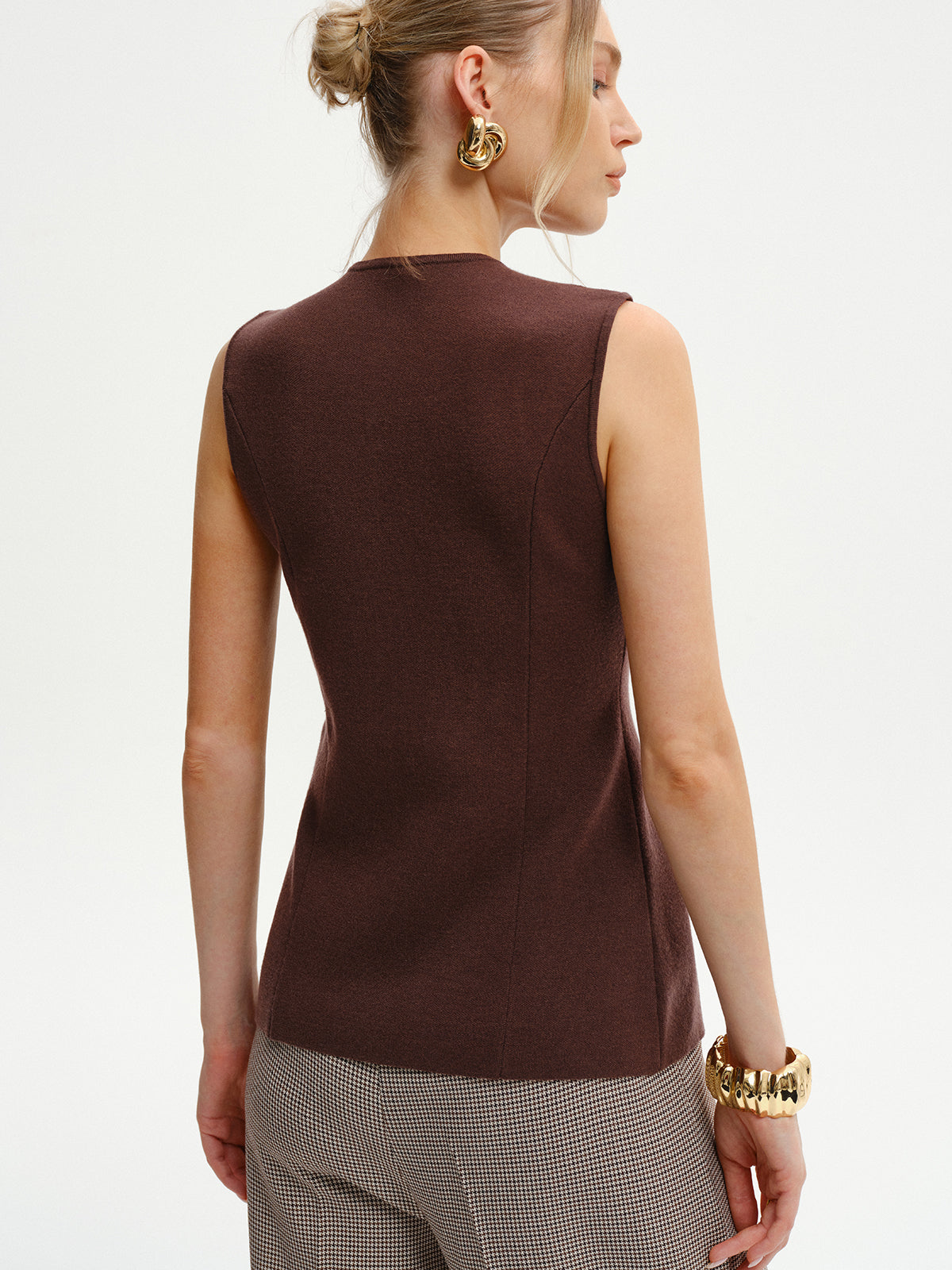 Ärmellose Strickjacke mit Knöpfen aus Wollmischung