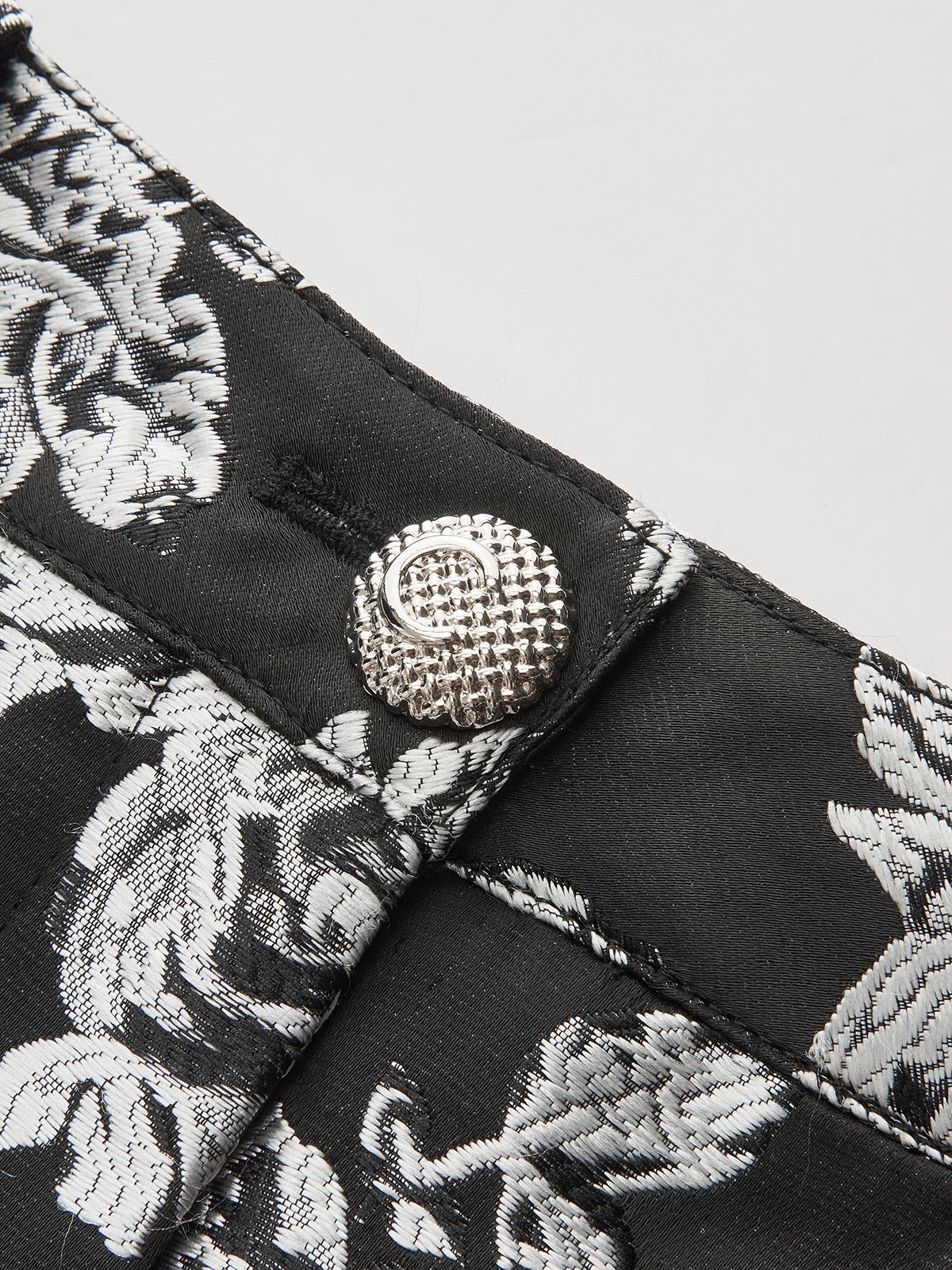 Minirock mit Rosenjacquardmuster 