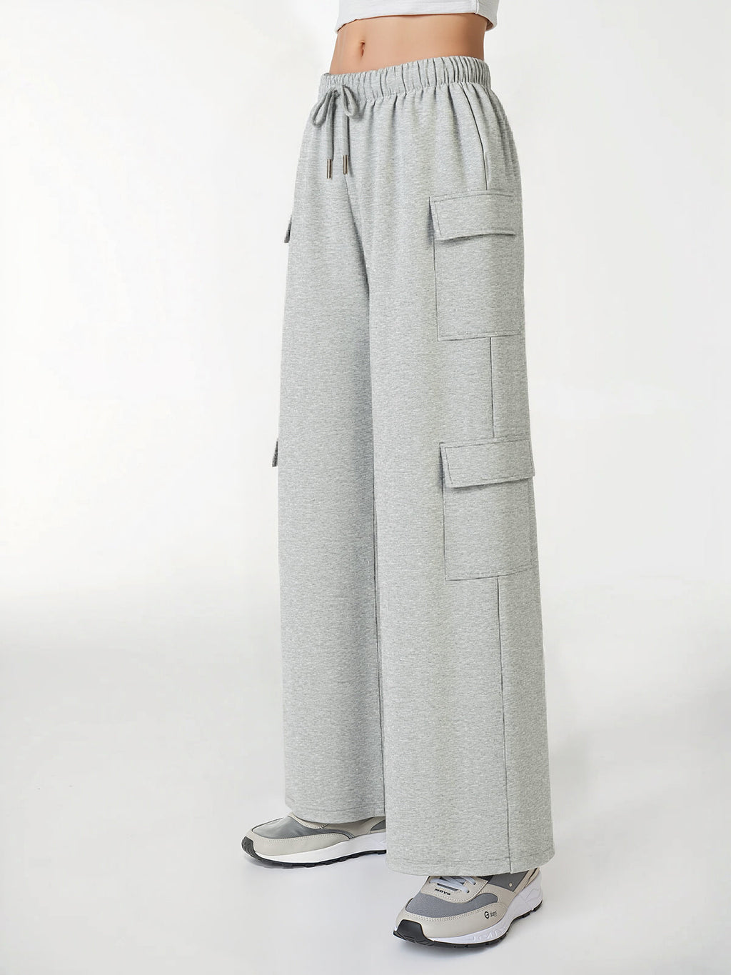 Cargohose mit weitem Bein und Kordelzug