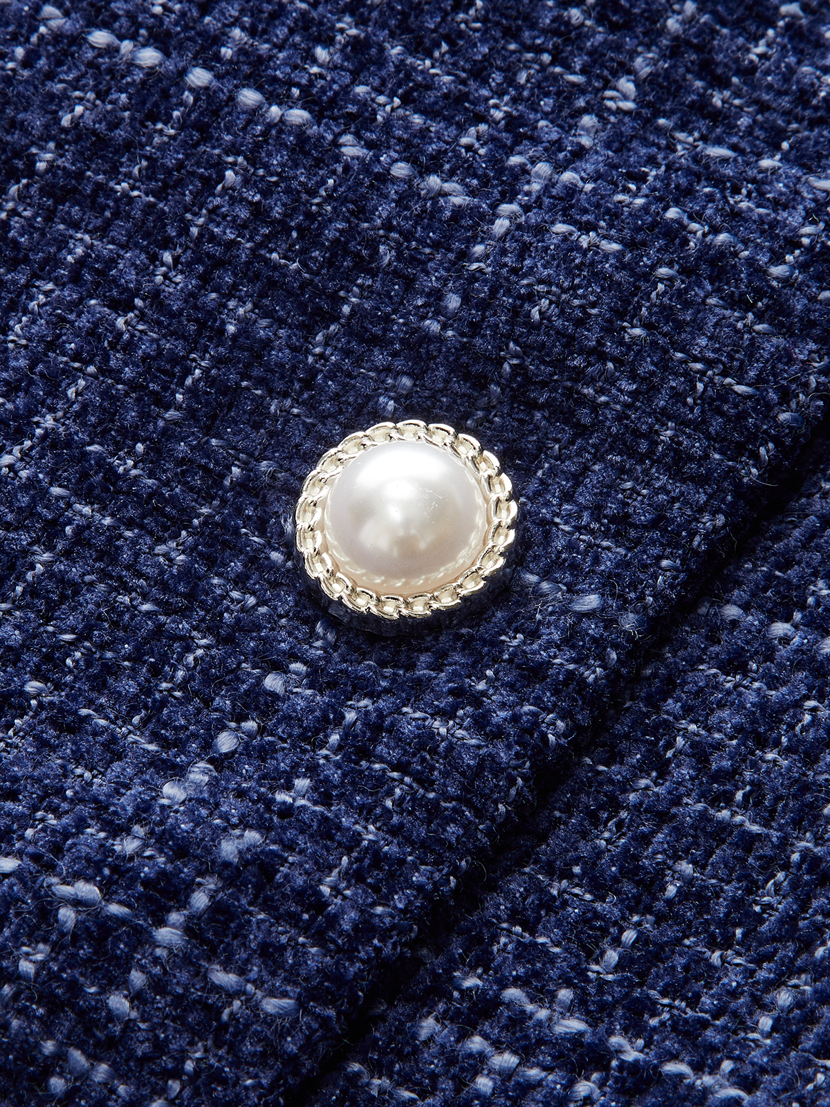 Robe courte en tweed à ourlet plissé et col nœud 