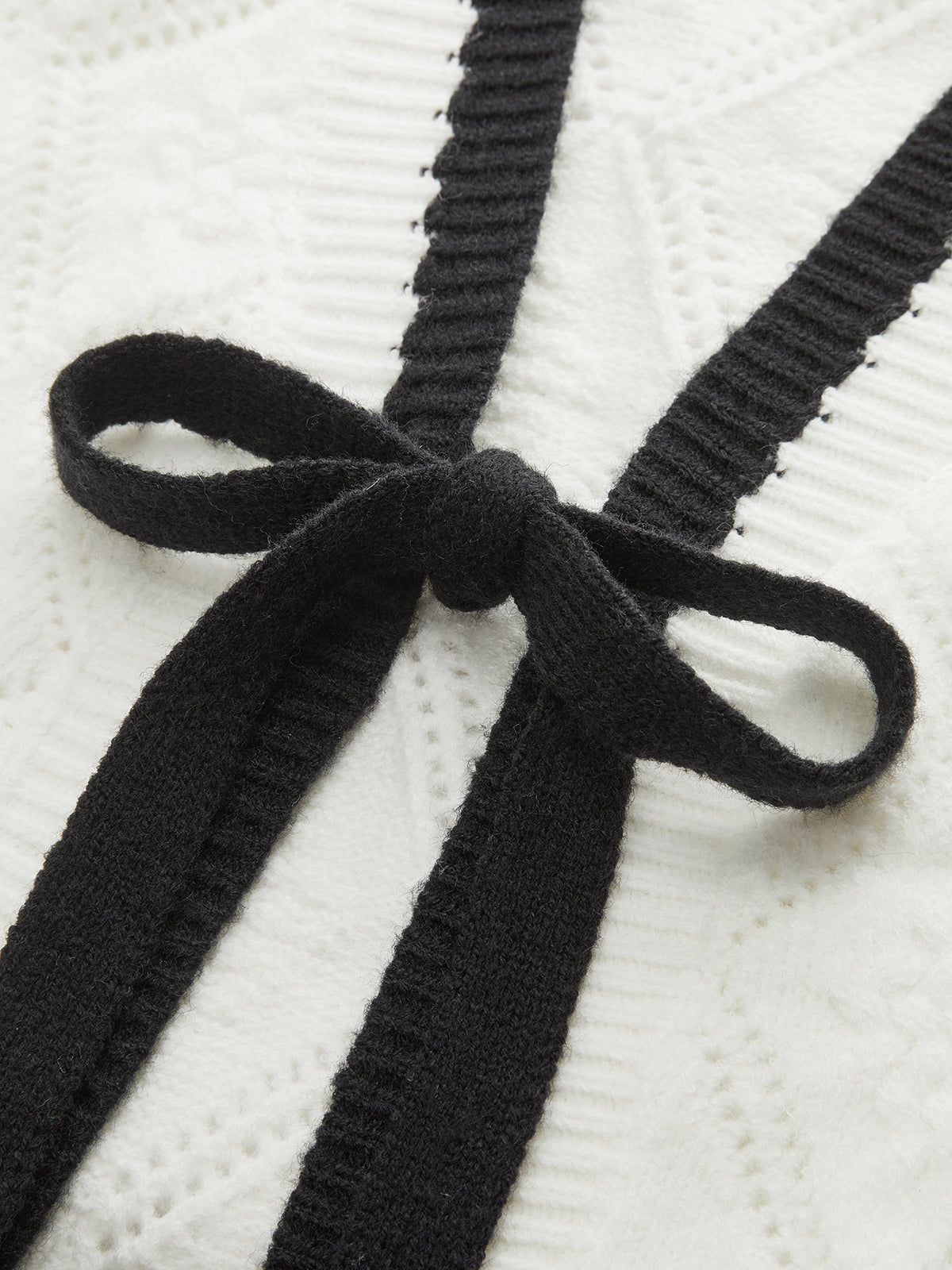 Contrast Trim Tie-Front Knit Cardigan