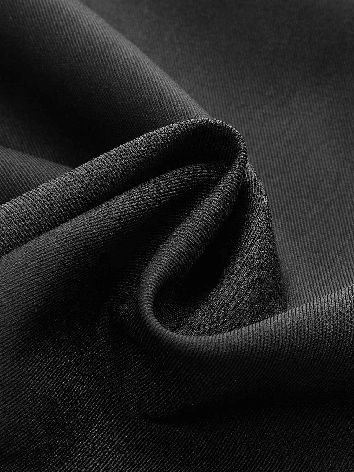 Asymmetrischer Skort mit Metalldekor 