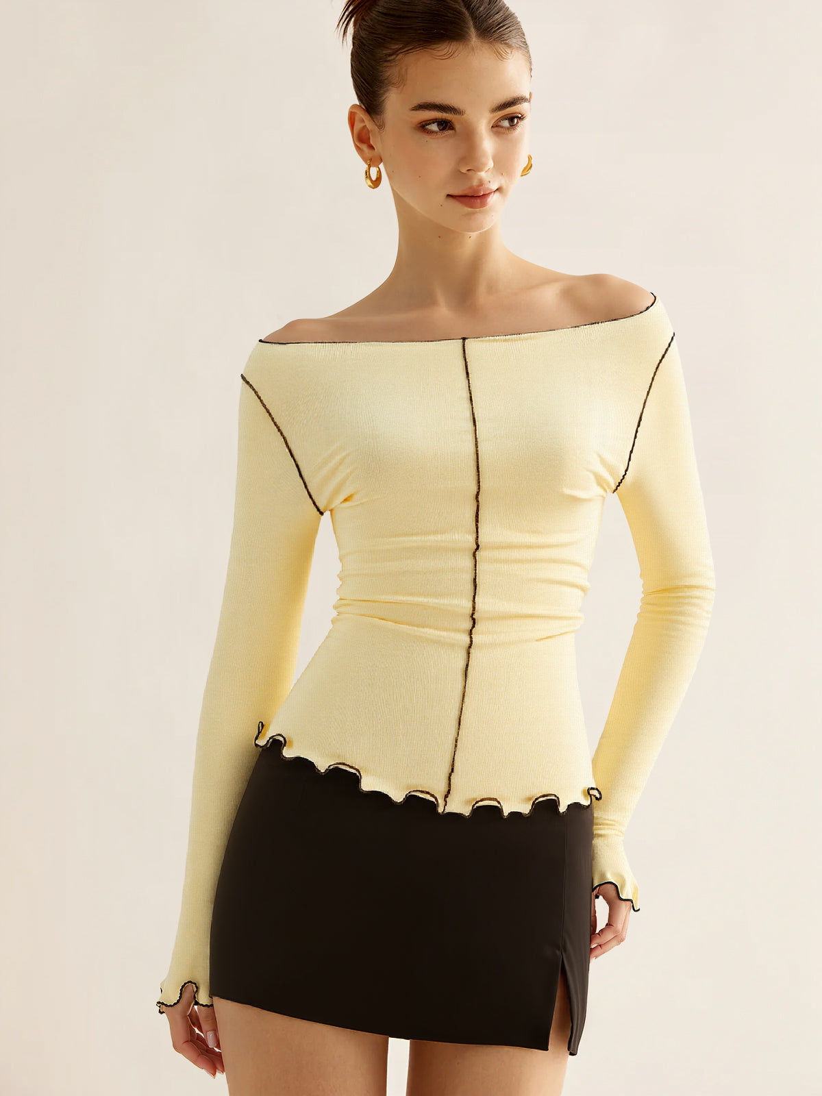 Long Sleeve Contrast Trim Ruffled T-Shirt