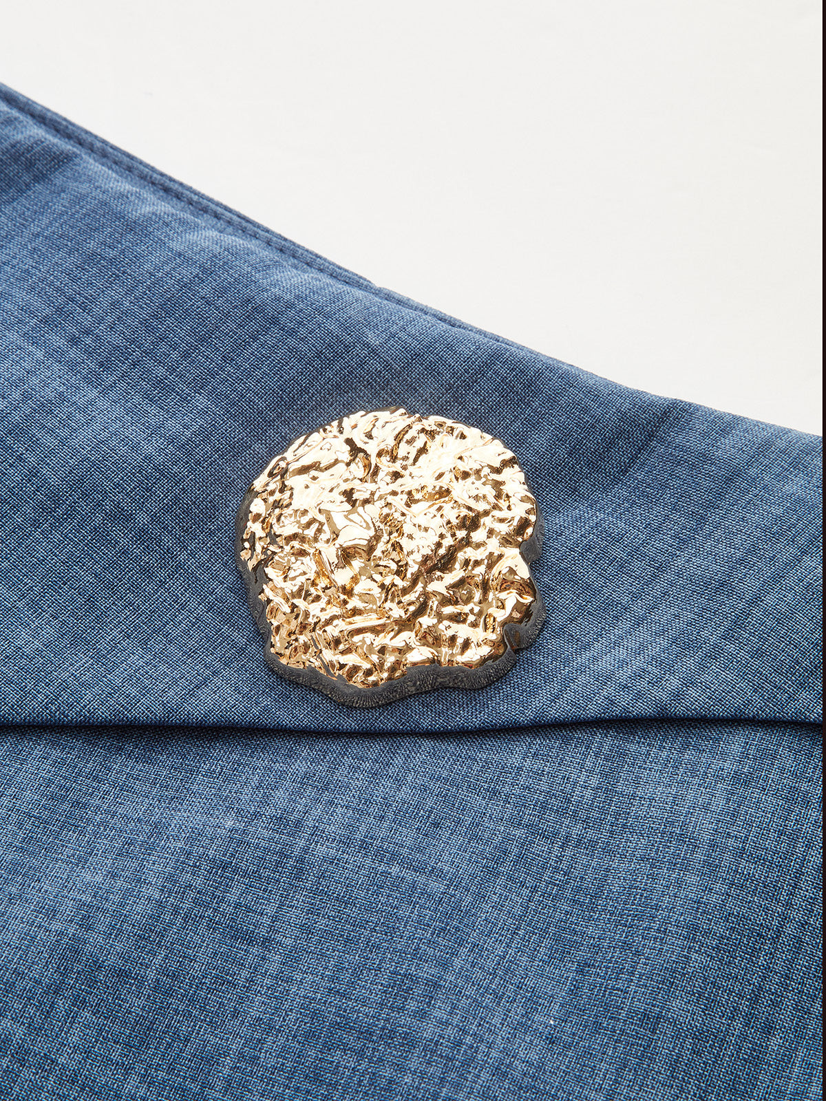 Pantalon droit à détails métalliques 