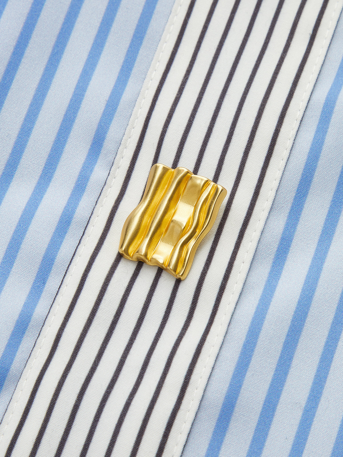 Gestreifter Maxirock mit Metalldetails 