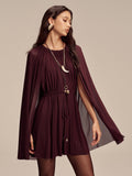 Mini-Kleid mit Mesh-Capesärmeln und Taillenschnürung