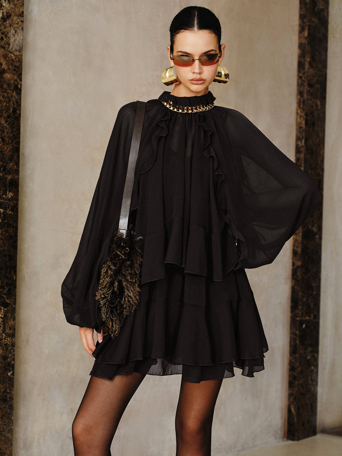 Gestuftes Chiffon-Minikleid-Set mit Unterrock