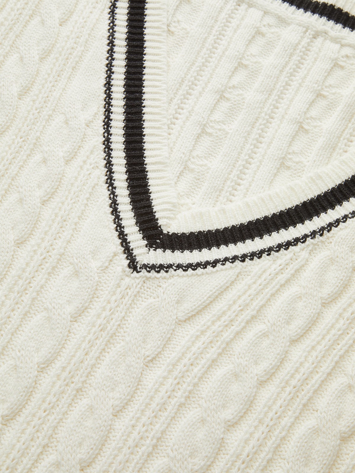 Pull rayé en maille torsadée 