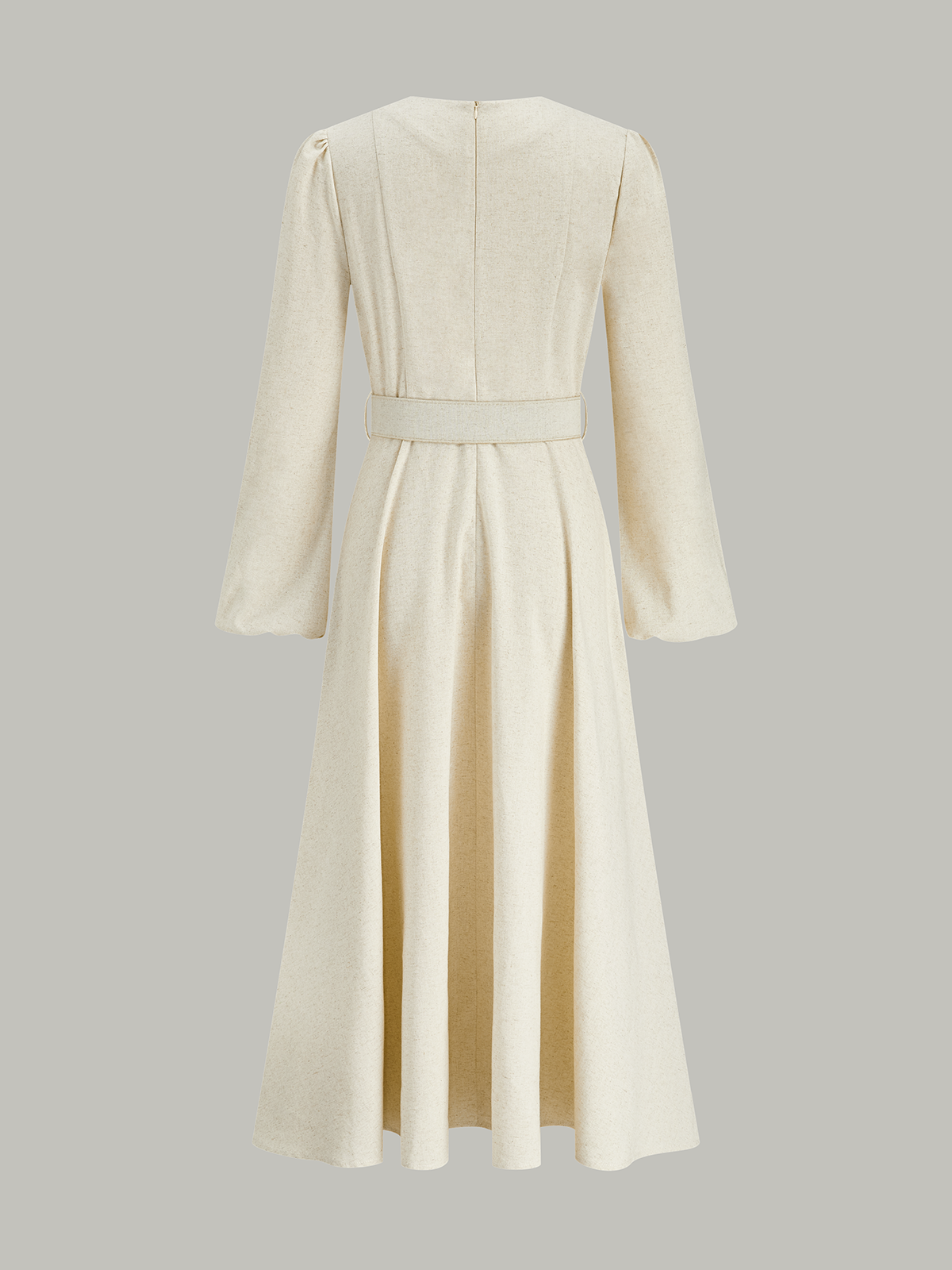 Robe midi boutonnée sur le devant et ceinturée 